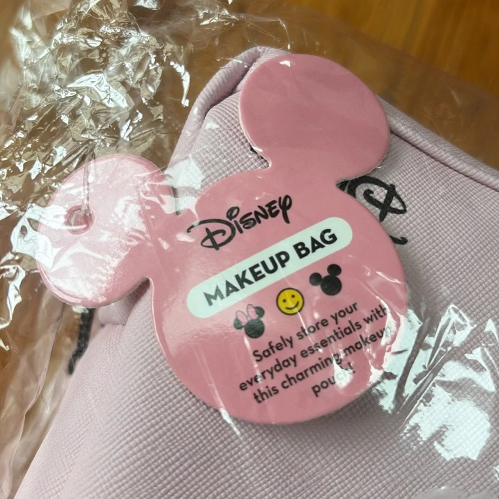 NEW The Crème Shop x Disney Minnie and Mickey‎ Pink Cosmetic Bag Makeup Gift